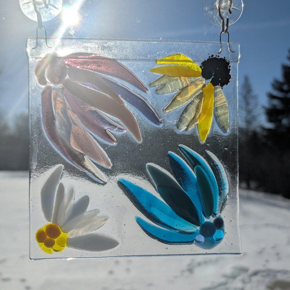 Flower Stained Glass Window Art Suncatcher - Picture 4 of 4